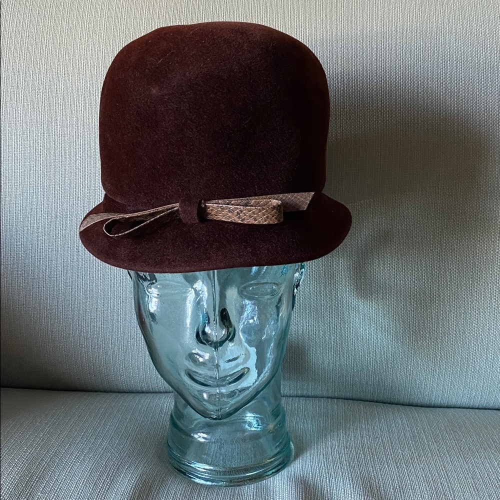 Vintage Peachbloom Velour Fur cloche hat